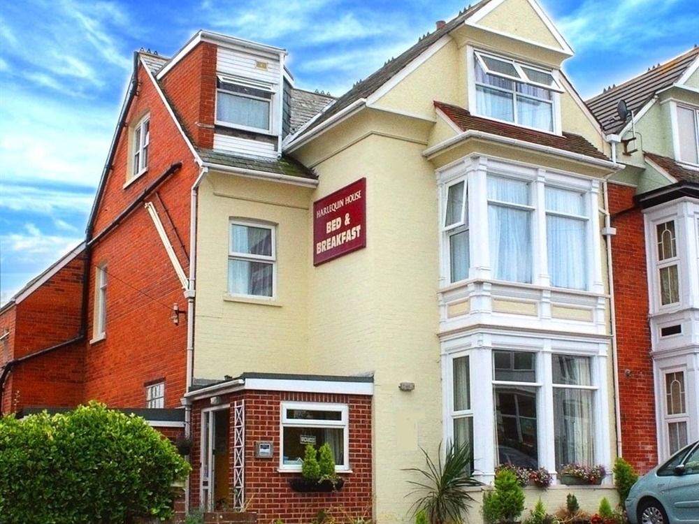 Harlequin Guest House With Parking Weymouth Bagian luar foto